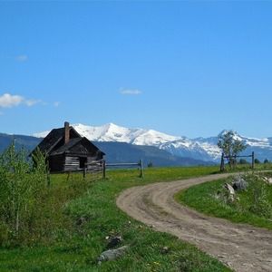 Meet your Posher, Pamela